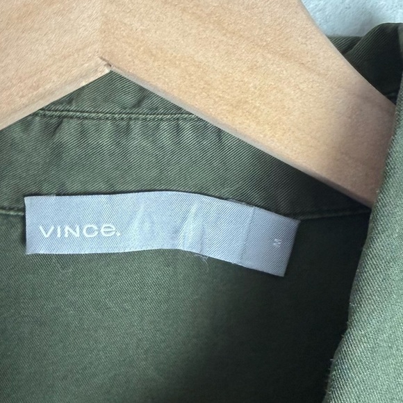 Vince Women’s Button Down Long Sleeve Top Army Green Pockets Women's Size M - Picture 3 of 13